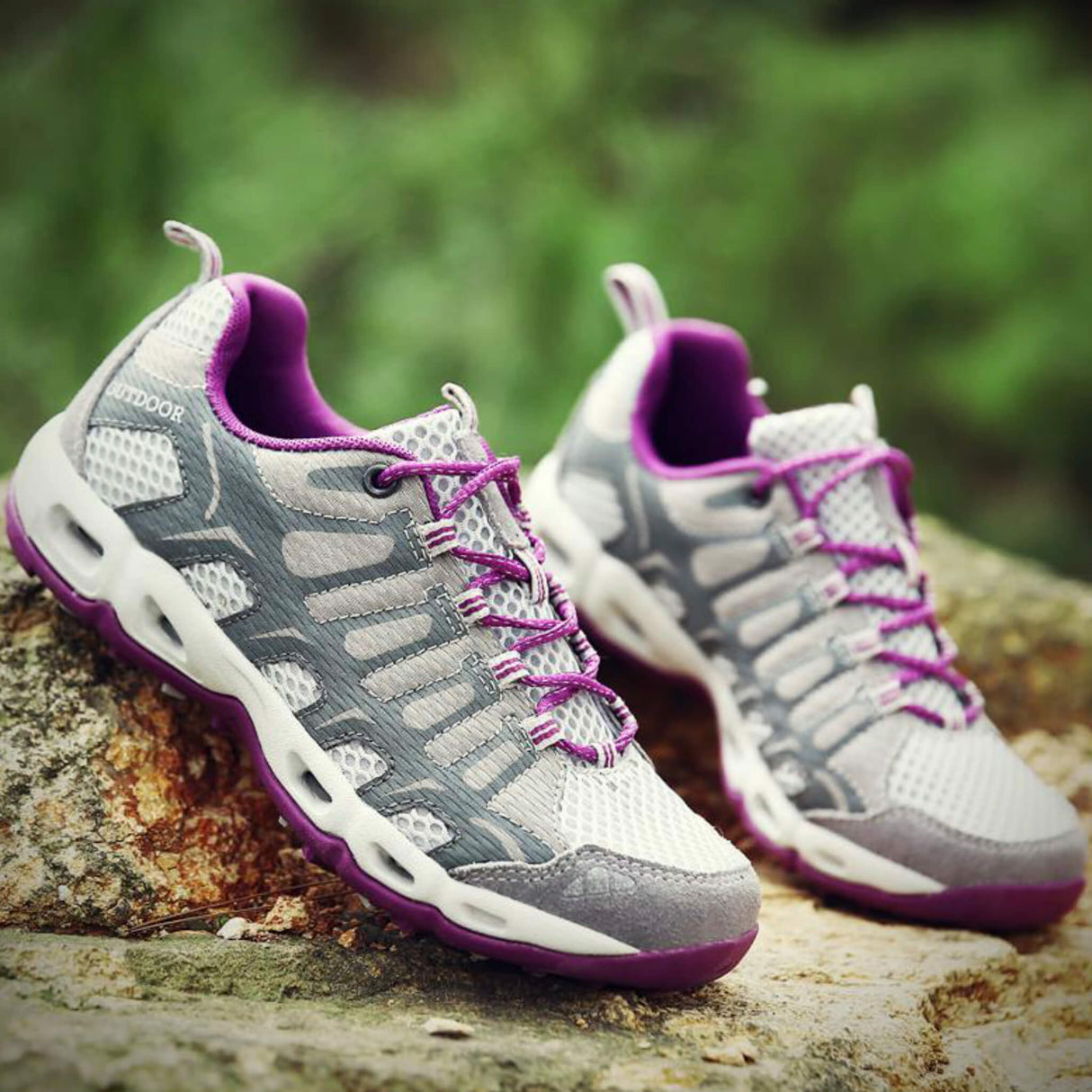 Trekking Sneaker Hellgrau