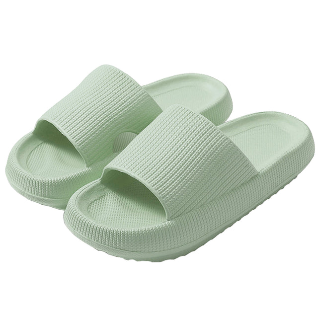 Cloud Slipper Hellgrün